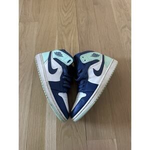 Nike Air Jordan 1 Mid Mystic Navy Blue Mint Foam Shoes 7.5 US MEN